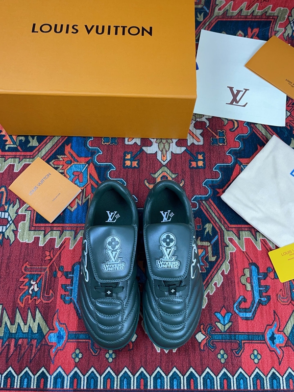 ルイヴィトン靴正面デザイン